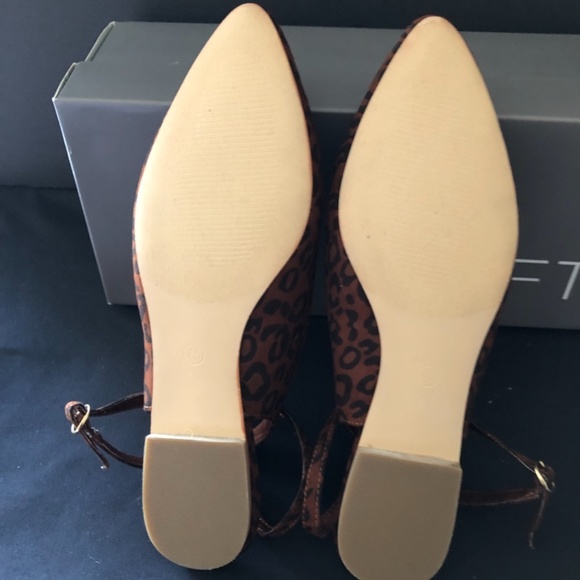 Loft Size 7.5 Leopard Print - Picture 2 of 5